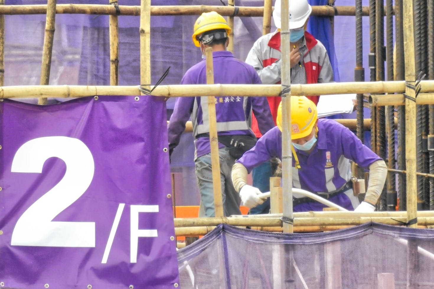 The Benefits of Hiring a Local Laborer